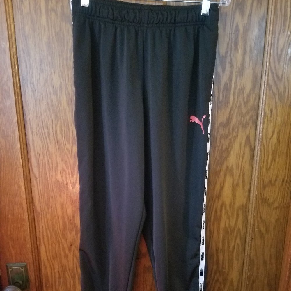 Puma Women's jogging Pants Size M